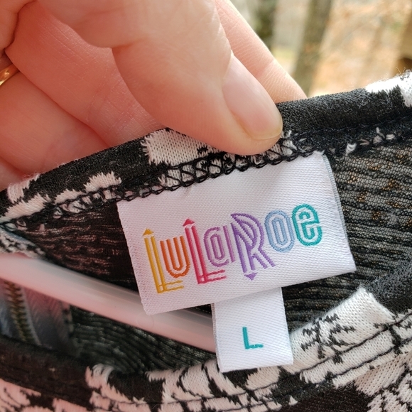 !Lularoe Amelia Black and White Floral Print Dress - Picture 3 of 4